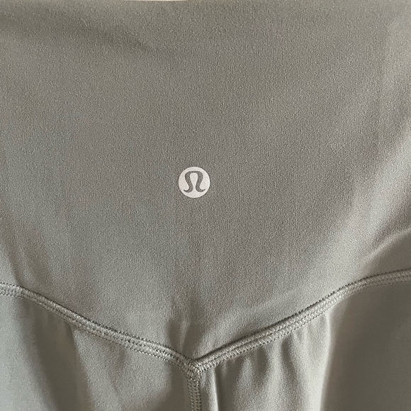 Lululemon Align Wide Leg Crop 23" Grey Sage Size 2 - Picture 10 of 10